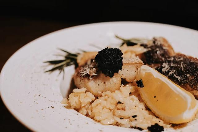 土溪镇特色餐饮有哪些品种，洛溪新开社区餐吧