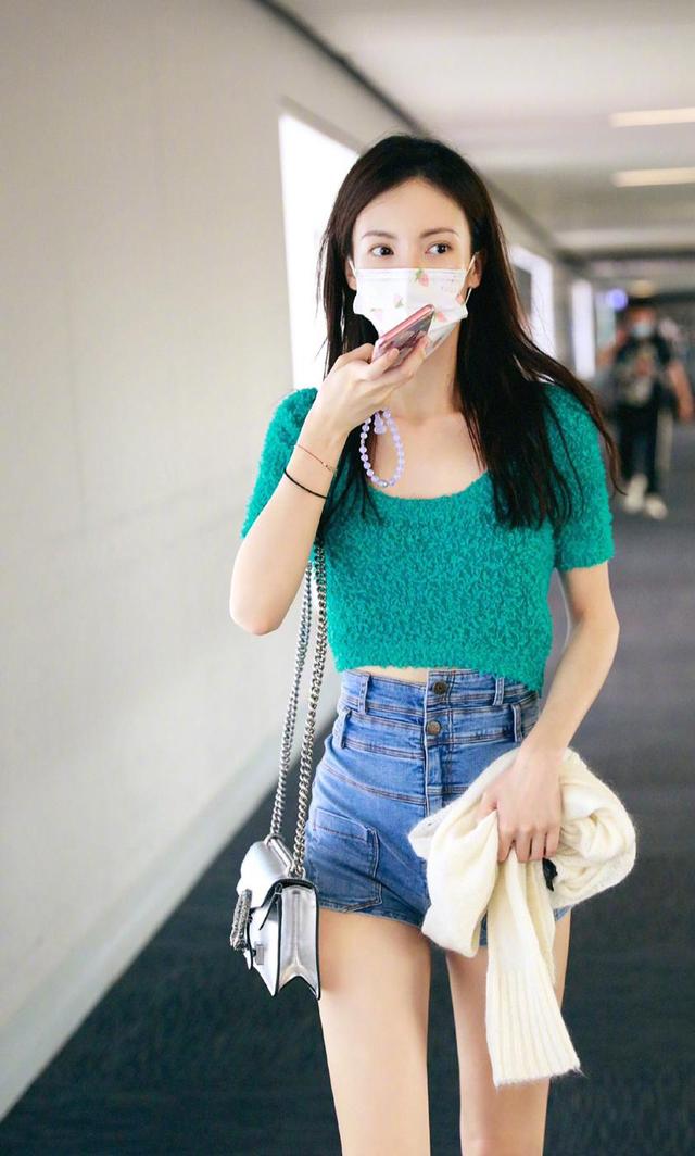 个子矮穿什么好看，个子矮穿衣没自信（30套矮个子穿衣搭配）