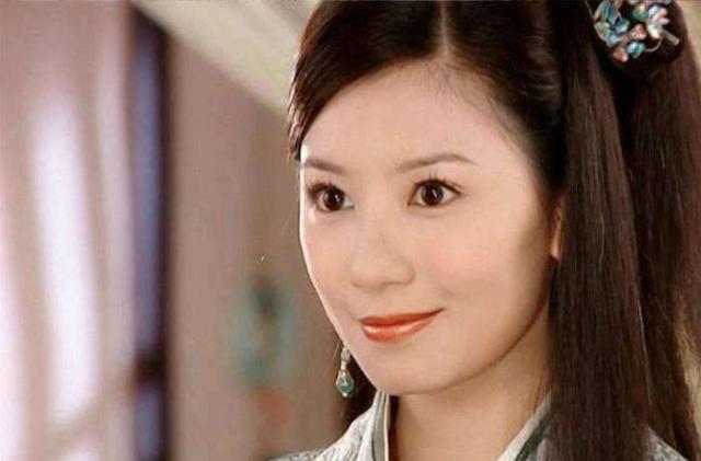 賈靜雯：19歲親手拔掉父親呼吸機，賠前夫2600萬，如今過得怎樣？ 娛樂八卦吃瓜 第5张