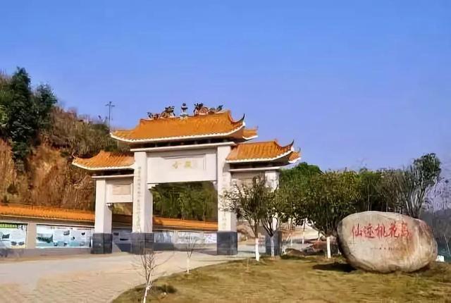 梧州有什么好玩的地方旅游景点，梧州的旅游景点大全