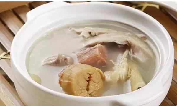 教你6种老鸭汤的家常做法，清香养胃的老鸭汤来啦