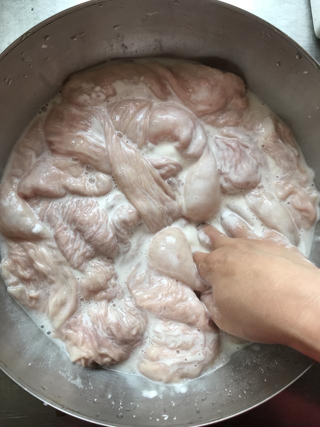 卤大肠的做法及配料，卤大肠的正宗的做法（照样卤出好吃入味的猪大肠）