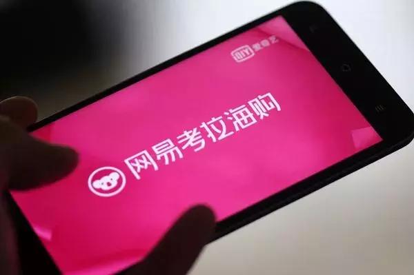 chanel 时装发布会，Chanel宣布新任创意总监