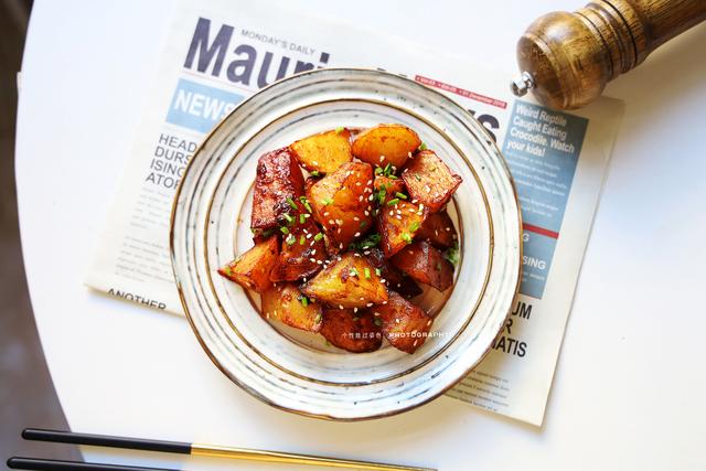 怎样做糖醋土豆好吃，糖醋土豆走起