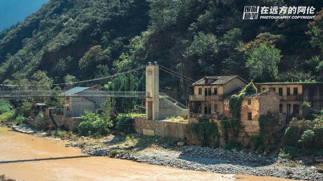 重庆环线自驾游最佳线路，5天打卡4座县城7个景点