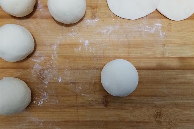 红豆包子馅怎么做，制作红豆包子简单又好吃