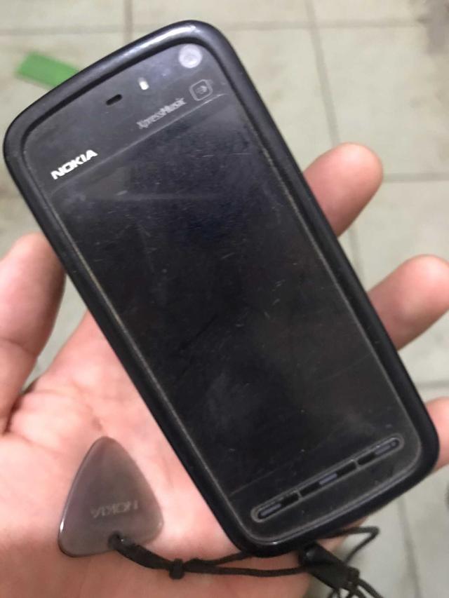 诺基亚n5800，诺基亚5800有几个版本