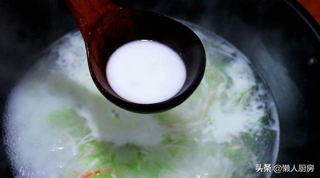 減肥的人不知道吃什麼？教你做一碗湯，味道清淡不失鮮美 熱愛美食 第11张