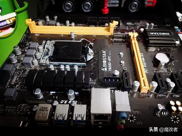 b150m主板支持cpu列表及参数，盘点粉丝网友魔改的各种奇葩主板