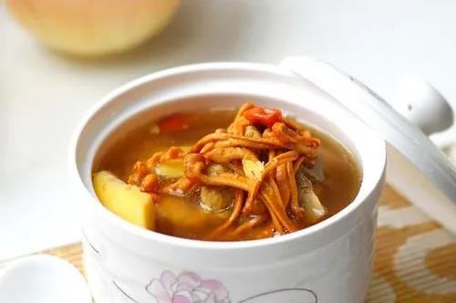 虫草花怎么做最好吃，小炒虫草花的做法