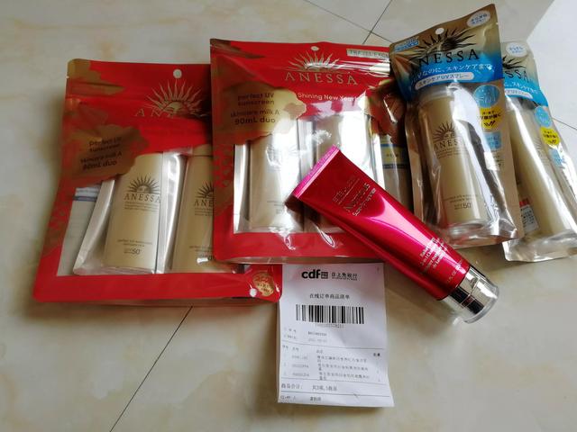 免税店卖的商品免哪些税，在免税店买东西