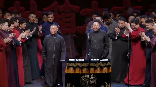 郭德纲怎么评价李鹤彪，根源也许要从“李鹤彪打人”说起