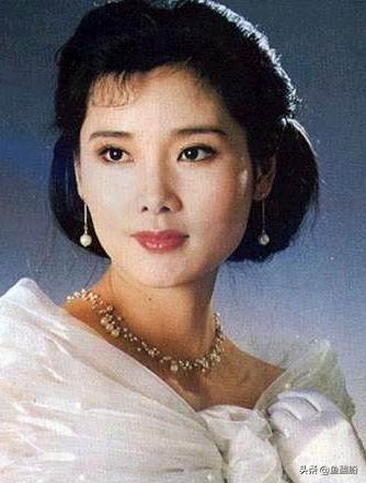 三十四位青年演员都有谁，16位国家一级演员