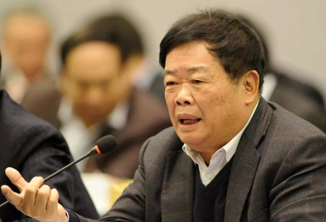 曹德旺家族企业，富豪父亲破产之后