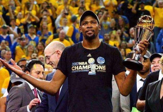 nba历届mvp分别是哪些，NBA历史至今总共67个MVP