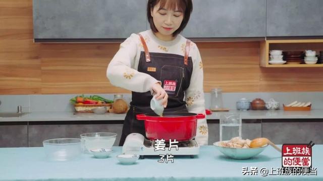 海南椰子鸡怎么炖，海南人这样炖鸡太清甜了