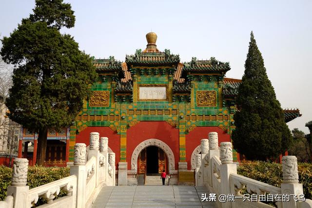 北海公园景点介绍，北海公园旅游攻略（北京周末去哪儿——北海公园）