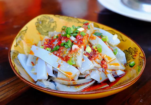 美食珍馐味道绵州，彝人古镇小吃推荐