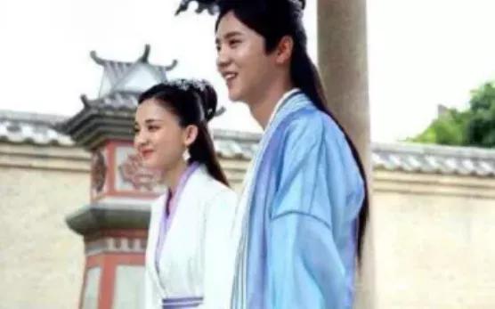 周笔畅在仙剑奇侠传时表白杨幂，周笔畅 杨幂的友谊有多好