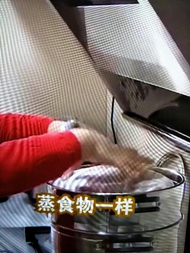 毛衣缩水了怎么恢复正常，缩水了的毛衣怎么恢复正常（教你3招巧还原）