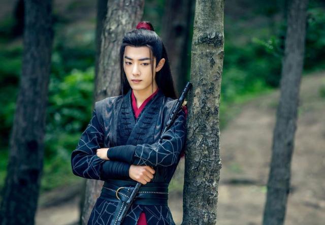 肖战为什么红到破圈，肖战大红大紫反被公司拖累