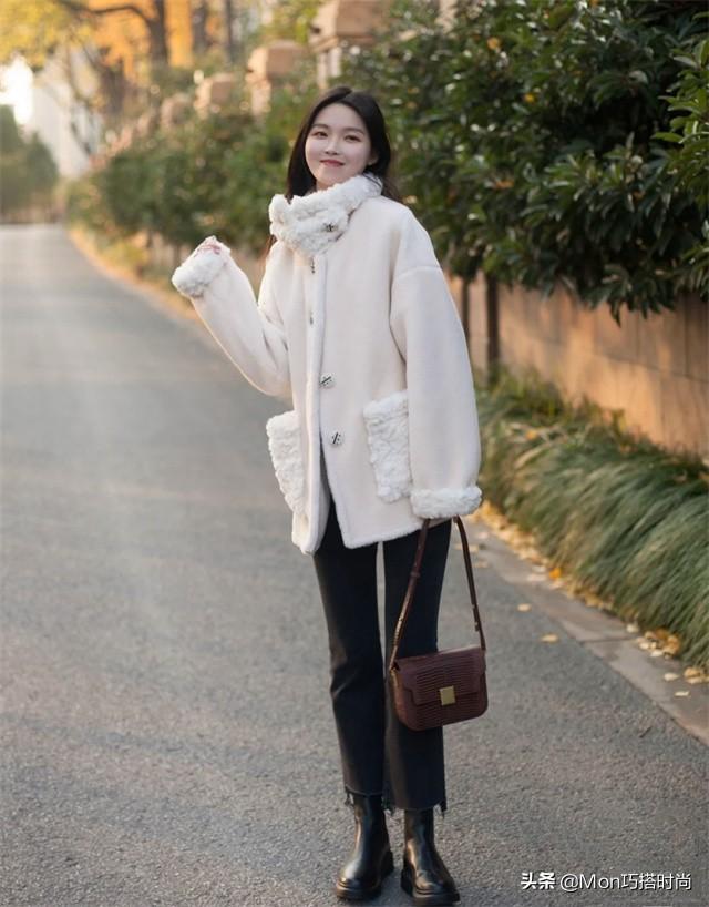 冬款高腰修身小脚裤如何搭配，今年流行的小脚裤