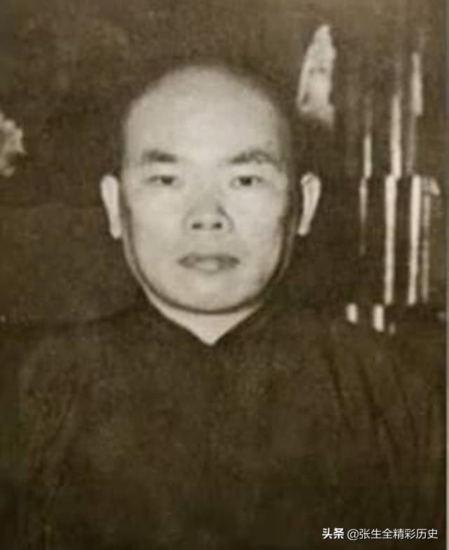 万墨林目不识丁，杜月笙身边的万墨林