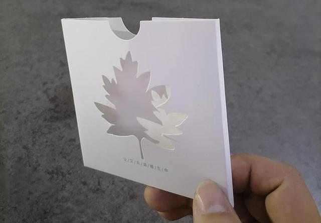 灸大夫i9随身灸艾，灸灸穴位置（灸大夫亮相第84届中国国际医疗器械博览会）