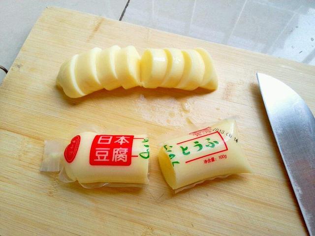 红烧日本豆腐的做法，红烧日本豆腐的最简单做法（杂锦红烧日本豆腐）