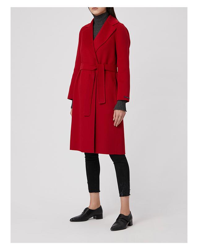 獭兔毛大衣怎样搭配，本命年就是要红