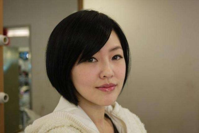 大s跟小s是亲姐妹吗，同样替老公道歉