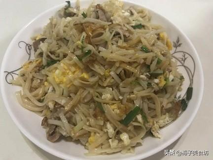 鸡蛋炒面的最佳做法，在家做蛋炒面