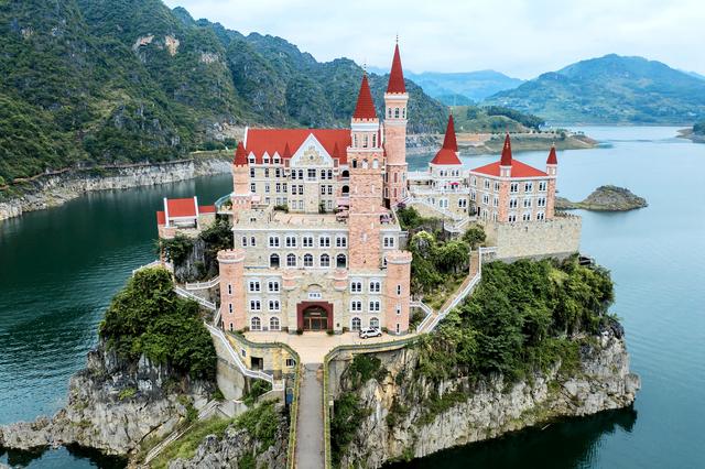 罗平油菜花最佳时间，去罗平看油菜花攻略