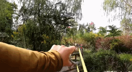 无架弹弓威力最大有多大，现代弹弓到底多厉害