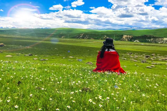 川西旅游攻略理塘，除了被丁真带火的理塘