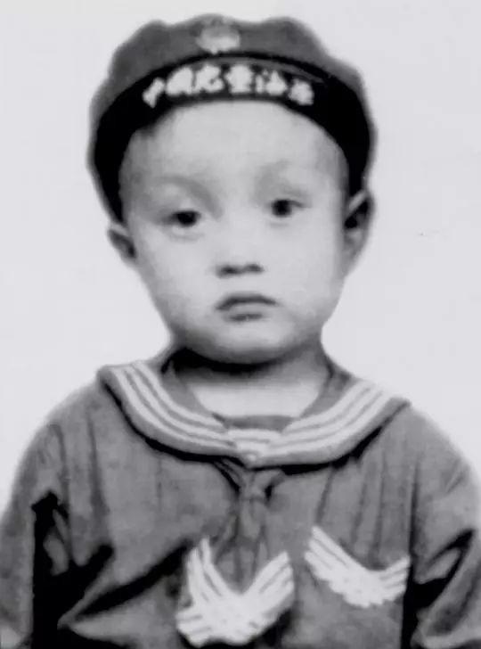 阎维文个人简历及家人，小白杨阎维文25岁娶初恋