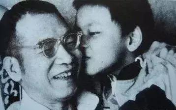 数学家陈景润的故事，数学名人故事陈景润（如今他的妻子、独子现状如何）