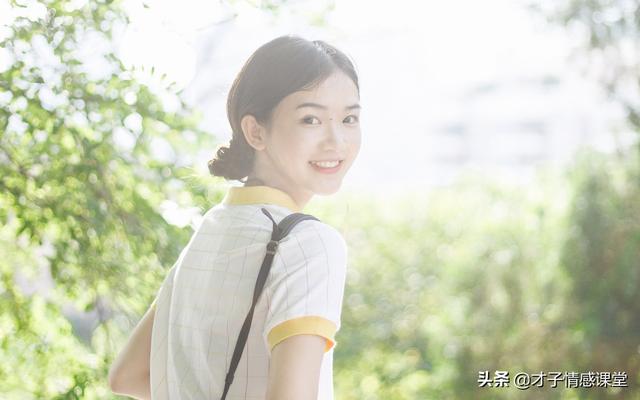 情人节送媳妇什么礼物七夕情人节，怎样引导男人送礼物？拯救乏味直男