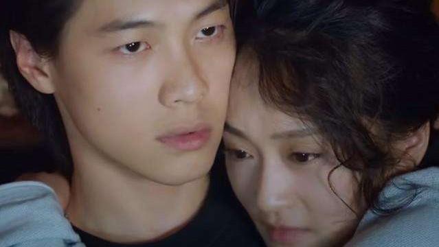 不完美的她像穆静这种没有责任感的母亲，穆静放手