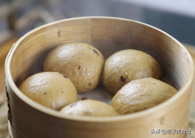 红糖馒头的制作方法，红糖馒头快速发酵方法