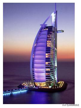 阿联酋迪拜最高楼，阿联酋56层321米迪拜