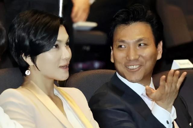 三星集团长公主，三星集团董事长家族（三星52岁长公主）