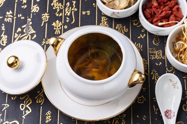 泉州江西瓦罐煨汤，江西美食瓦罐煨汤