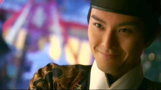 香港郑雪儿个人资料简介，后从TVB小配角演到男主