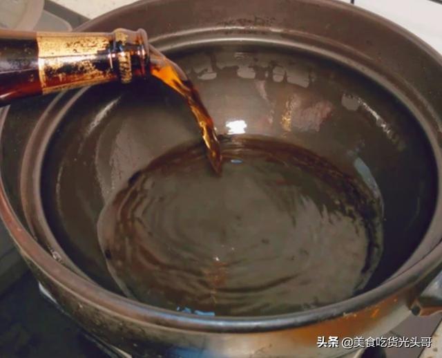 上海红烧肉家常做法简单不油腻，红烧肉的家常做法