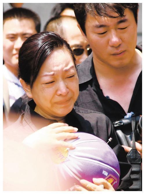 主持人罗京儿子近况，罗京儿子：名字取自唐诗