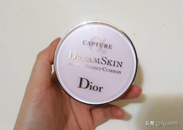 迪奥护肤品怎么样，迪奥化妆品适合年龄（迪奥“马面裙”海外再发酵）