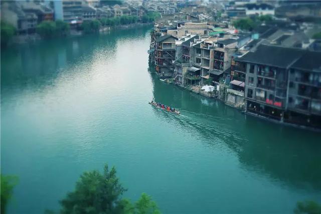 贵州比较适合自驾游的公路，看尽贵州山水风光和少数民族风情