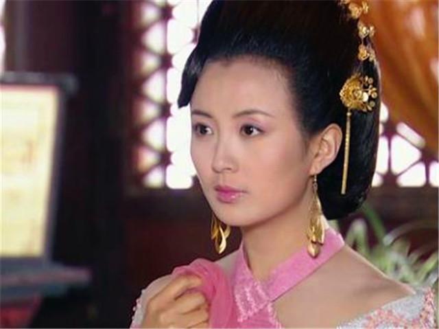 杨童舒11岁儿子，被骂17年儿子5个月早产