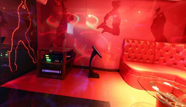 长江三峡豪华游轮黄金系列时间表，花费近2万元乘坐长江游轮